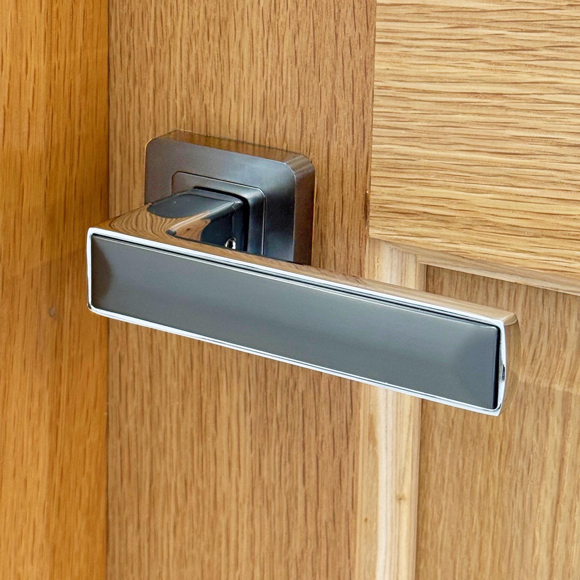 4 Things to consider when choosing door handles