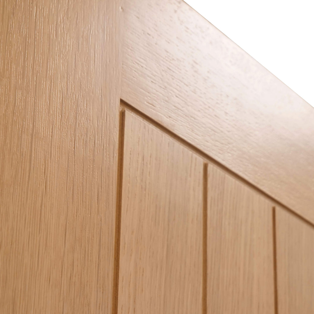 Close-up of a Panama White Oak FD30 44mm Internal Fire Door showing there grooves and wood grain