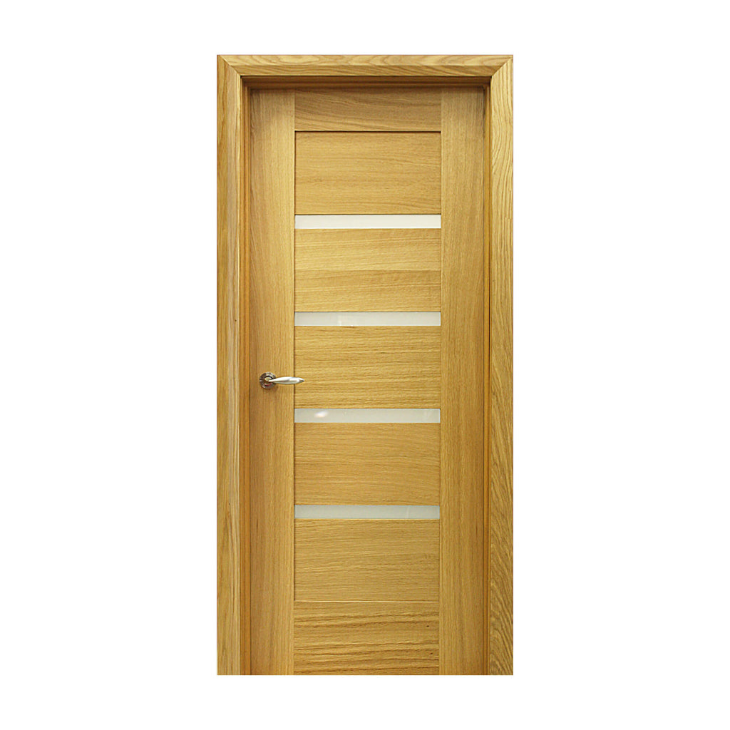 A Shaker White Oak Vision Panel 40mm Internal Door on a white background